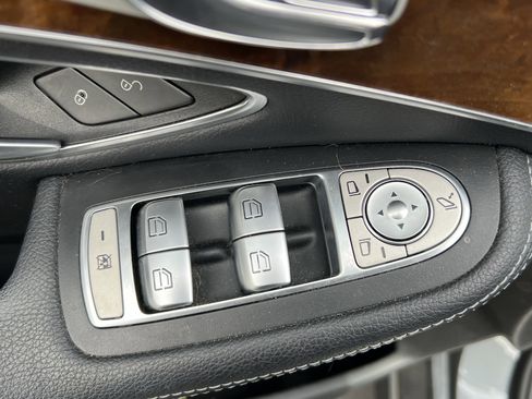 Certified 2018 Mercedes-Benz GLC 300 image 15