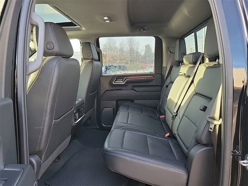 Used 2024 GMC Sierra 2500 Denali w/ Denali Reserve Package image 25