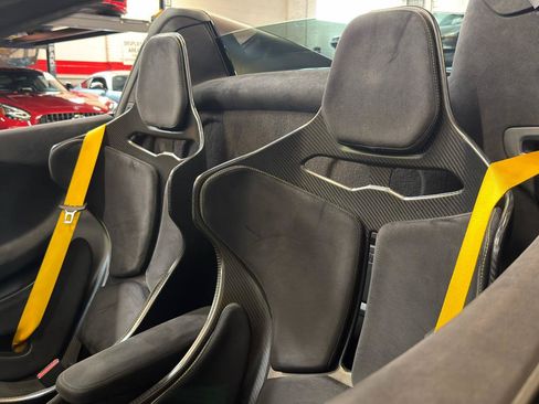 Used 2020 McLaren 600LT Spider RWD image 25