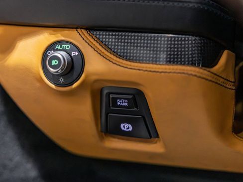 Used 2021 Ferrari F8 Tributo - PASSENGER DISPLAY - FRONT LI image 26