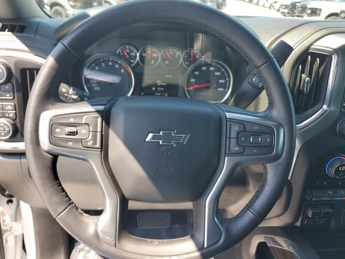 Used 2021 Chevrolet Silverado 1500 LT Trail Boss w/ Convenience Package II image 19