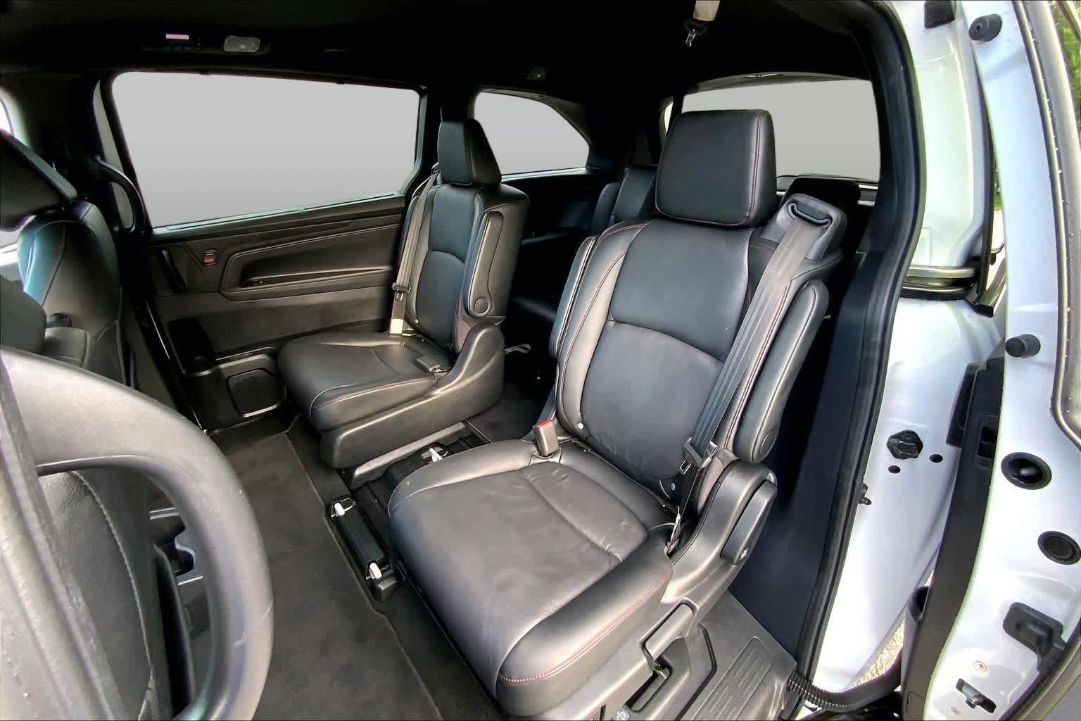 Used 2025 Honda Odyssey Sport-L image 21
