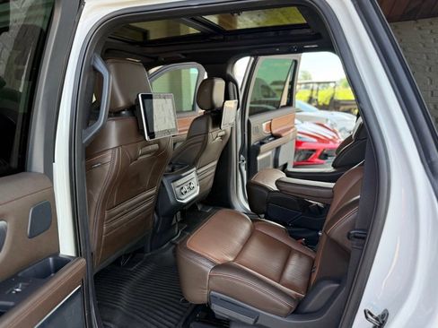 Used 2025 Ford Expedition Max King Ranch AWD/4WD image 31