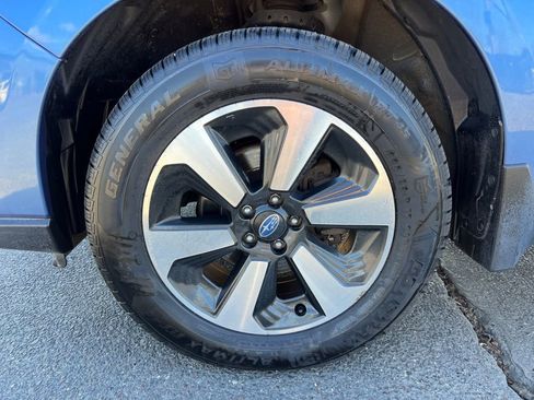 Used 2018 Subaru Forester 2.5i Limited AWD/4WD image 11