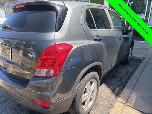 Used 2020 Chevrolet Trax LS w/ Tint and Cruise Package FWD image 12