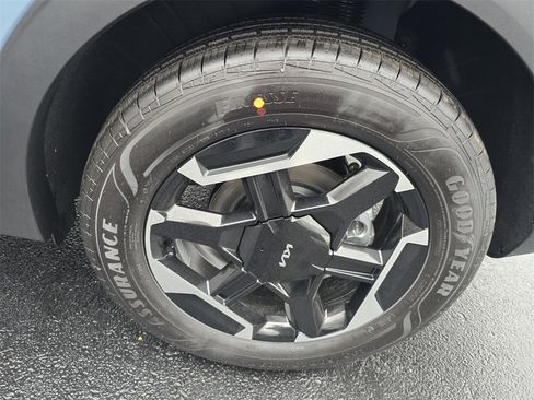 New 2026 Kia Sportage S image 12