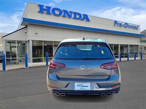 Used 2019 Volkswagen Golf R 4-Door image 5