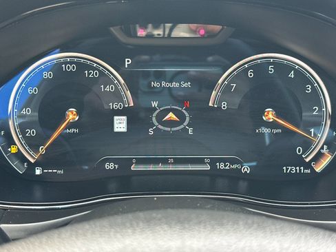 Used 2023 Genesis GV70 2.5T Sport Prestige w/ Sport Prestige Package image 30