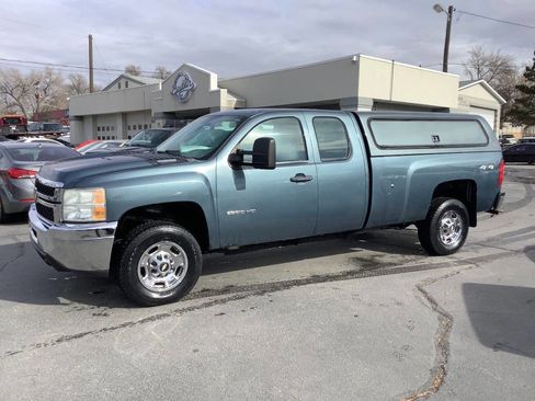 Used 2011 Chevrolet Silverado 2500 W/T image 1