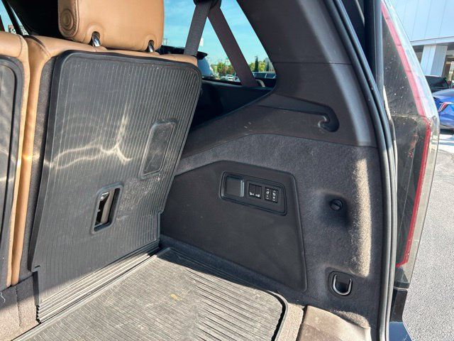 Used 2021 Cadillac Escalade Sport w/ Driver Assist Tech Package AWD/4WD image 10