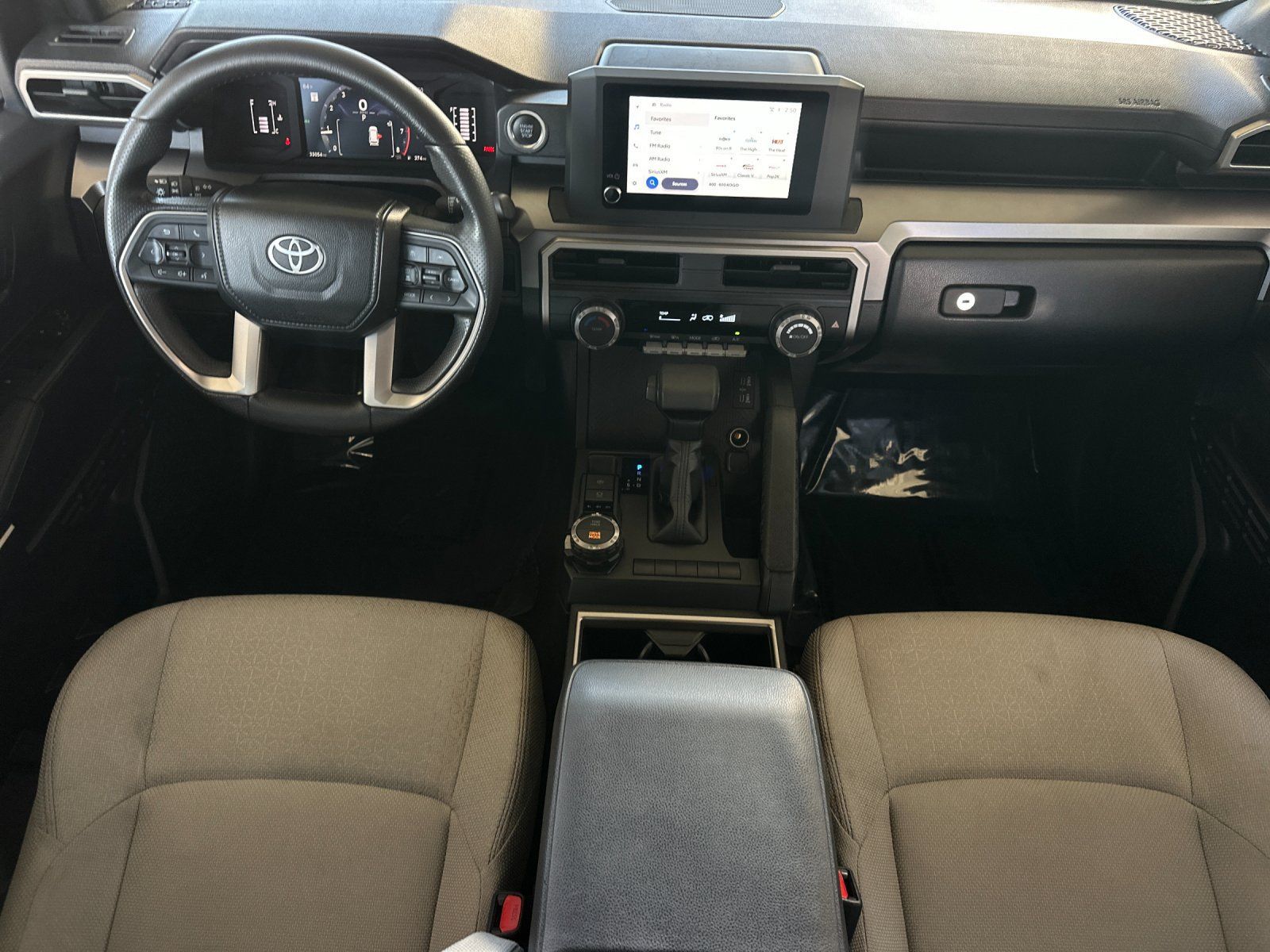 Used 2025 Toyota 4Runner SR5 AWD/4WD image 12