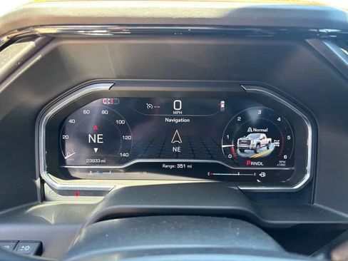 Used 2025 GMC Sierra 2500 AT4 w/ AT4 Premium Plus Package AWD/4WD image 16