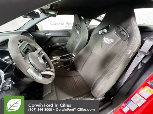 Used 2013 Ford Mustang Boss 302 w/ Boss 302 Accessory Pkg image 21