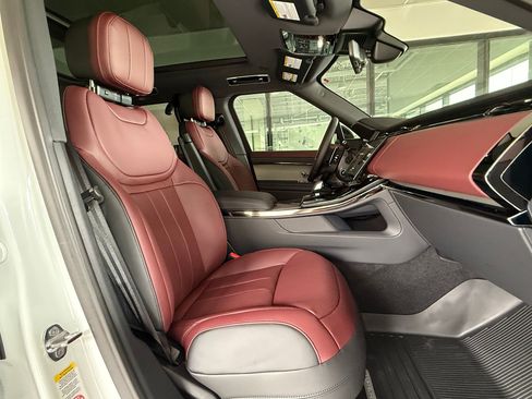 New 2026 Land Rover Range Rover Sport Dynamic SE AWD/4WD image 20