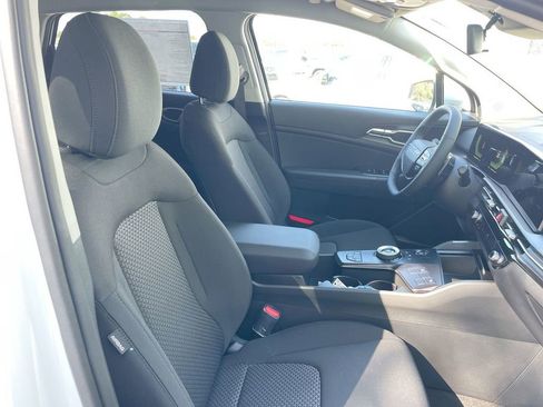 New 2026 Kia Sportage S image 49