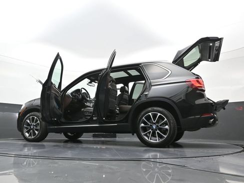 Used 2017 BMW X5 xDrive35i AWD/4WD image 42