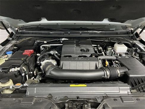 Used 2024 Nissan Frontier PRO-4X w/ Off-Road Protection Package image 29