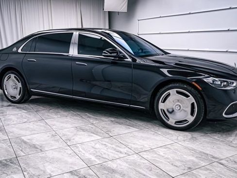 Used 2024 Mercedes-Benz Maybach S 580 4MATIC image 2