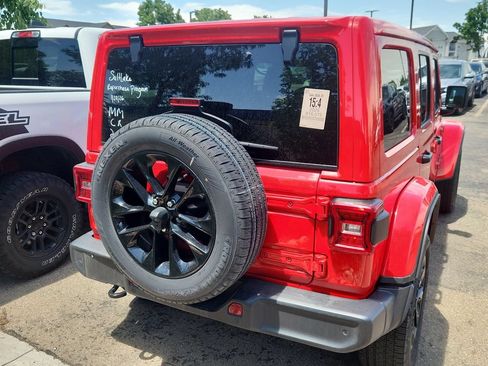 Certified 2025 Jeep Wrangler Unlimited Sahara w/ Safety Group AWD/4WD image 4