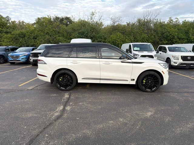 Used 2024 Lincoln Aviator Reserve w/ Equipment Group 201A AWD/4WD image 14