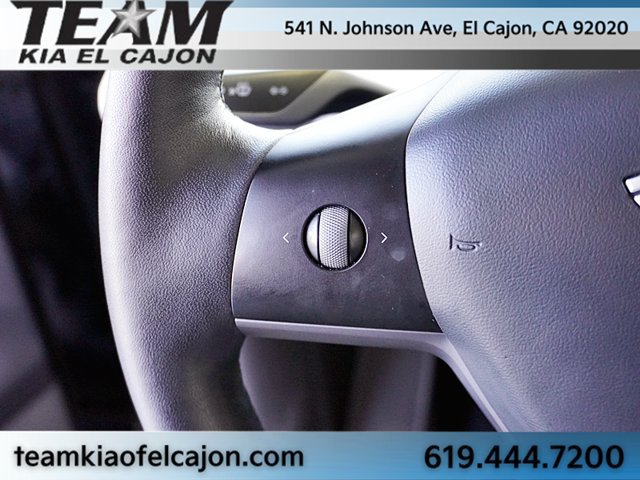 Used 2021 Tesla Model Y Long Range AWD/4WD image 46