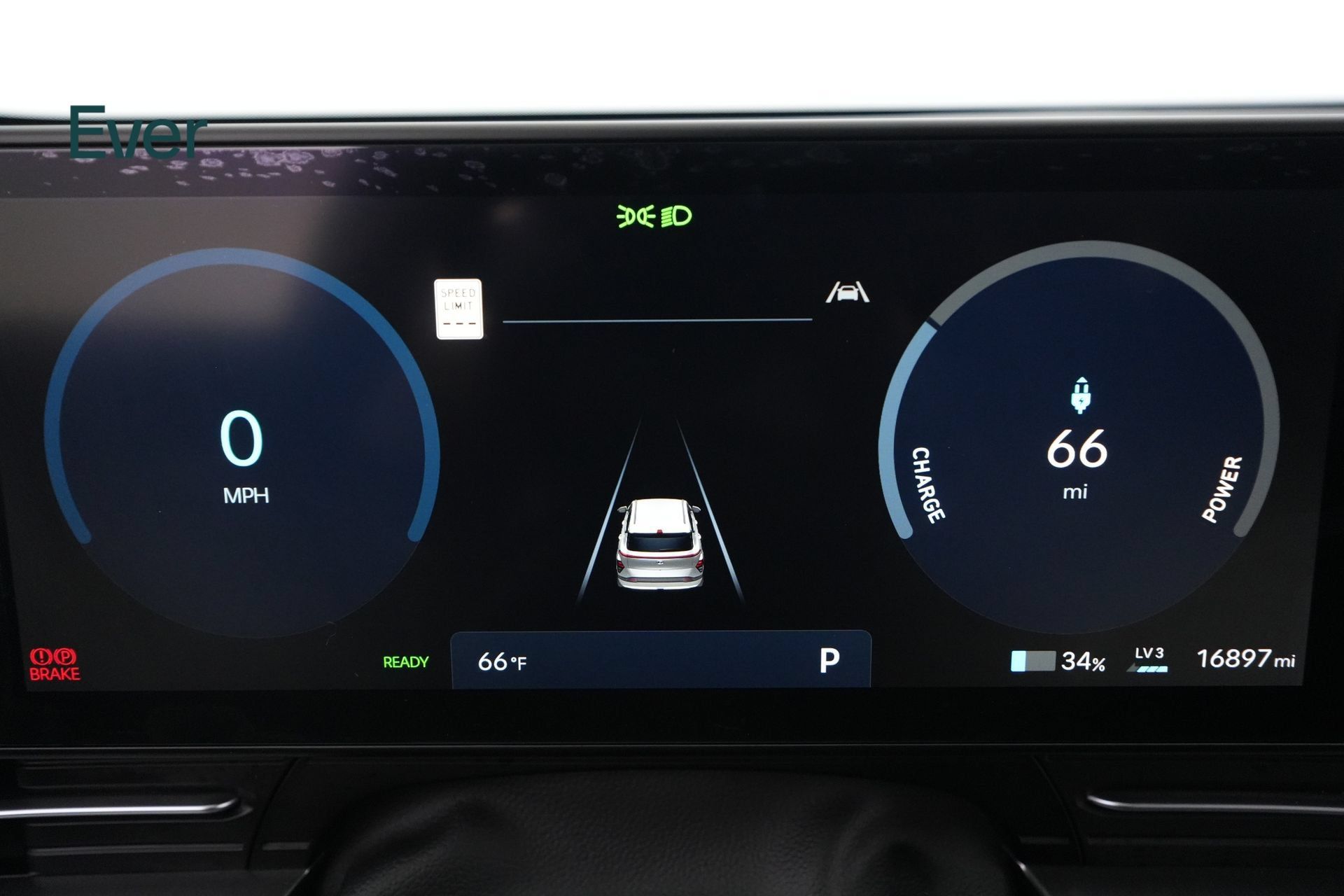 Used 2024 Hyundai Kona SE FWD image 7