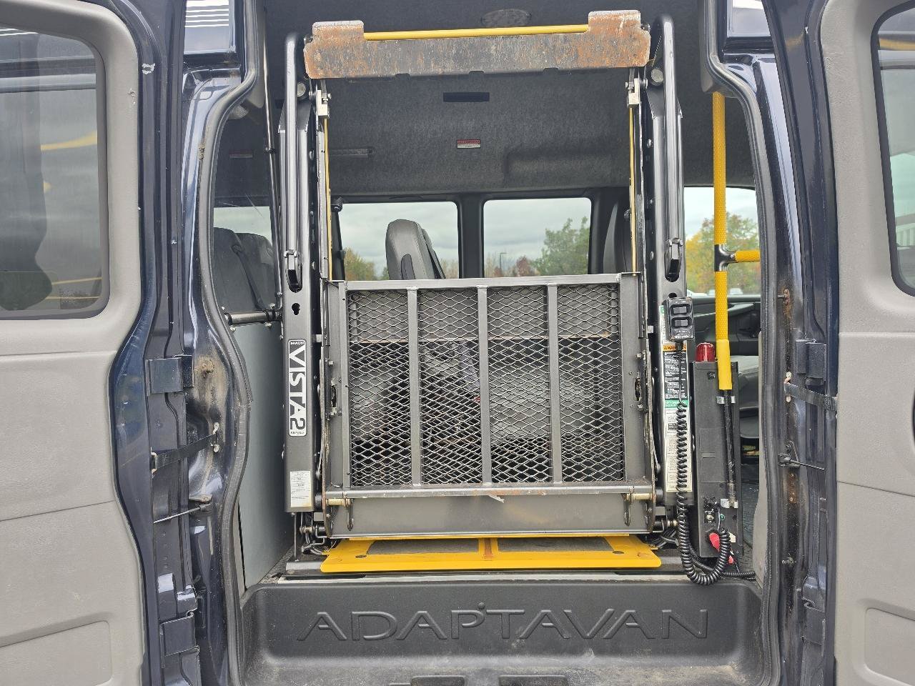 Used 2013 Chevrolet Express 3500 LT w/ LT Preferred Equipment Group RWD image 8