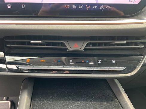 Used 2024 Buick Envision Sport Touring AWD/4WD image 29