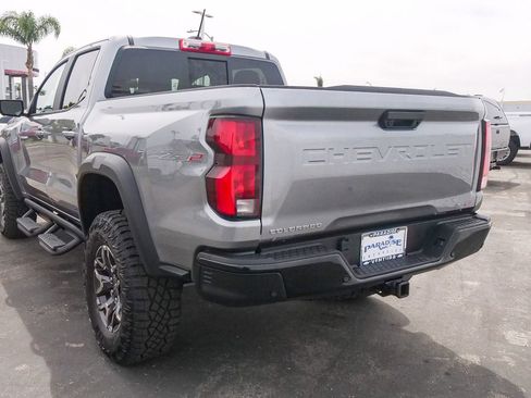 New 2026 Chevrolet Colorado ZR2 w/ Technology Package AWD/4WD image 7