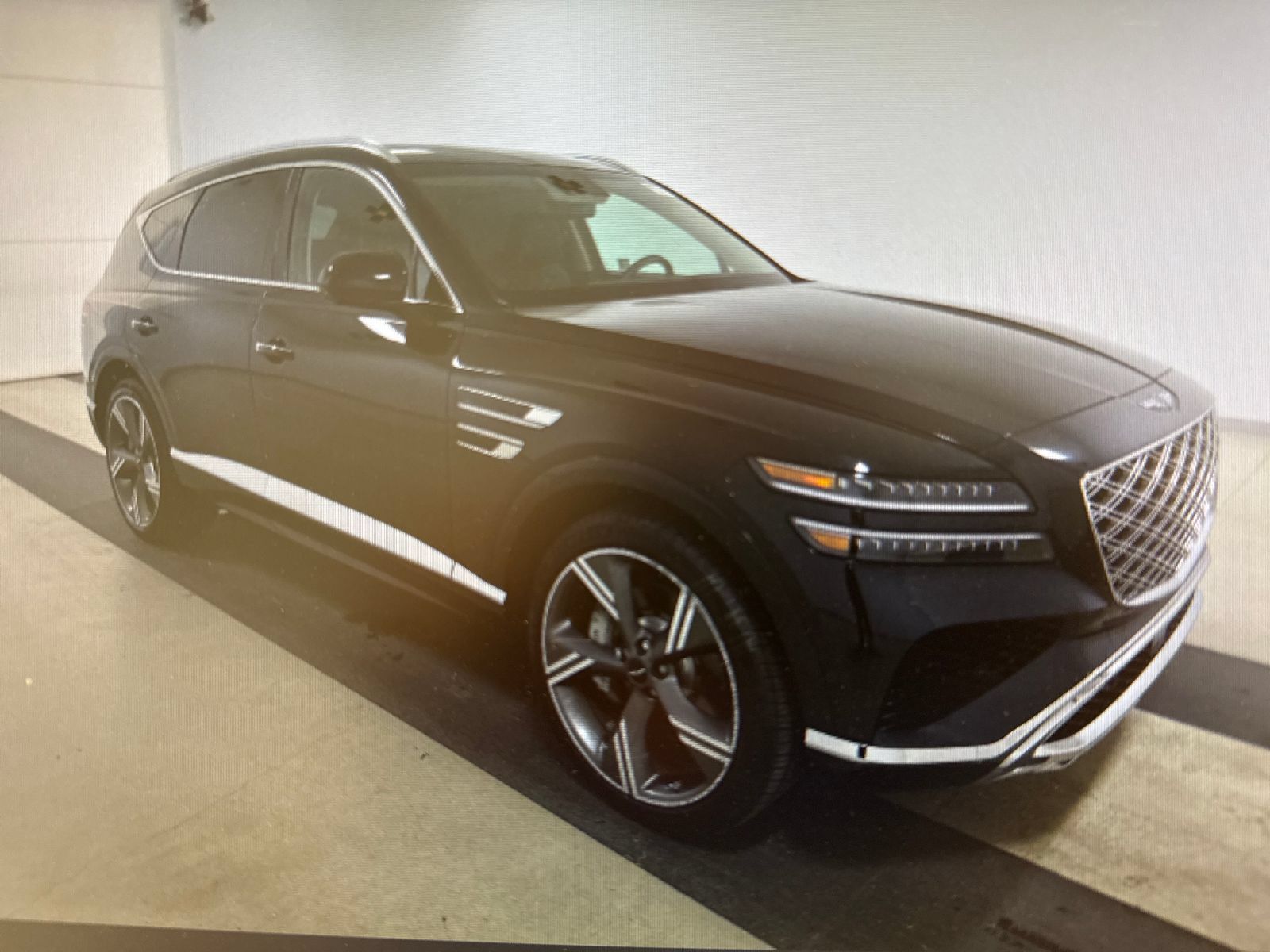 Used 2025 Genesis GV80 3.5T Prestige AWD/4WD image 4