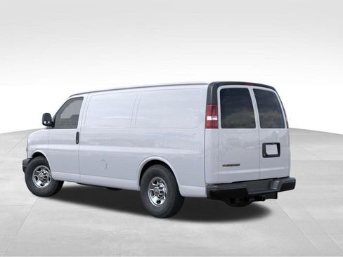 New 2026 Chevrolet Express 2500 w/ Driver Convenience Package image 3