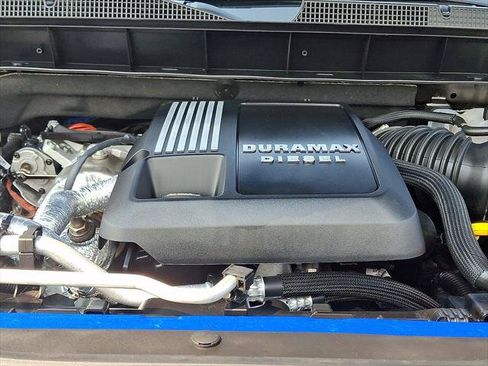 Used 2025 Chevrolet Silverado 1500 RST w/ Convenience Package II AWD/4WD image 29