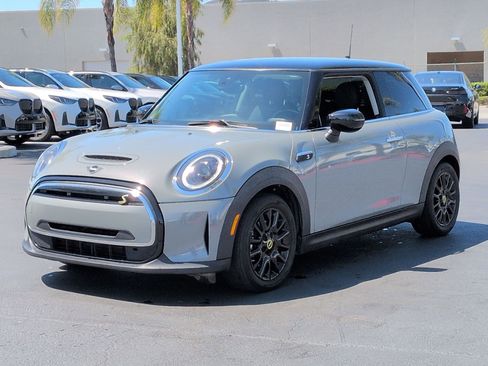 Used 2022 MINI Cooper SE FWD image 5