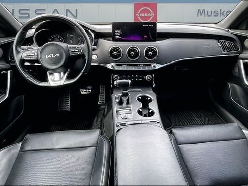 Used 2023 Kia Stinger GT-Line w/ Sun & Sound Package AWD/4WD image 7