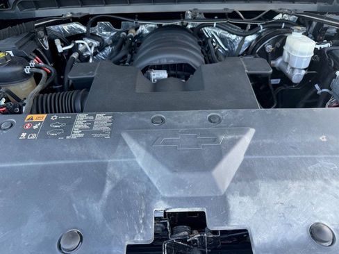Used 2017 Chevrolet Silverado 1500 High Country AWD/4WD image 19
