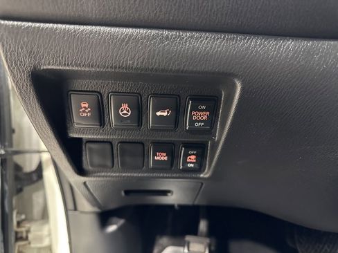 Used 2014 Nissan Pathfinder Platinum w/ Platinum Premium Package image 14