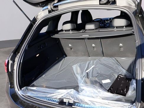 Certified 2026 Mercedes-Benz GLC 300 4MATIC image 17