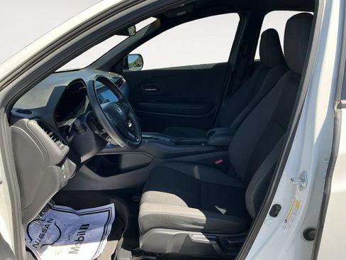 Used 2022 Honda HR-V Sport image 8