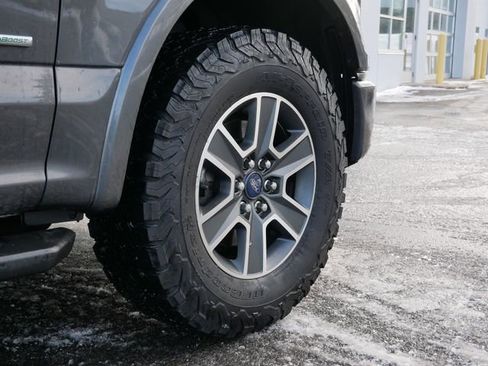 Used 2016 Ford F150 XLT w/ Equipment Group 302A Luxury image 12