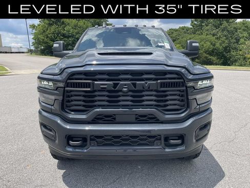 New 2026 RAM 2500 Tradesman AWD/4WD image 8