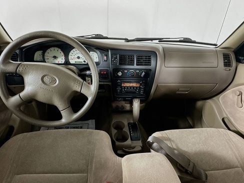 Used 2004 Toyota Tacoma 2WD Xtracab image 23