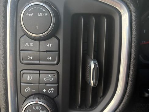 Used 2022 Chevrolet Silverado 2500 High Country w/ Z71 Off-Road Package AWD/4WD image 18