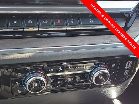 Used 2023 GMC Sierra 1500 SLT w/ SLT Premium Package image 19