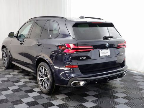 New 2026 BMW X5 xDrive40i w/ M Sport Package AWD/4WD image 16