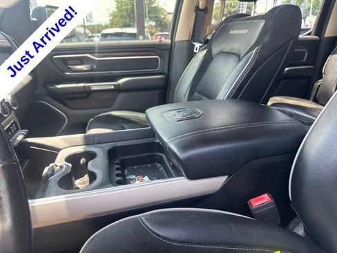 Used 2019 RAM 1500 Laramie AWD/4WD image 10