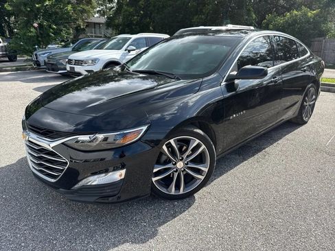 Used 2022 Chevrolet Malibu LT FWD image 2