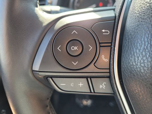 Used 2018 Toyota Camry SE image 26