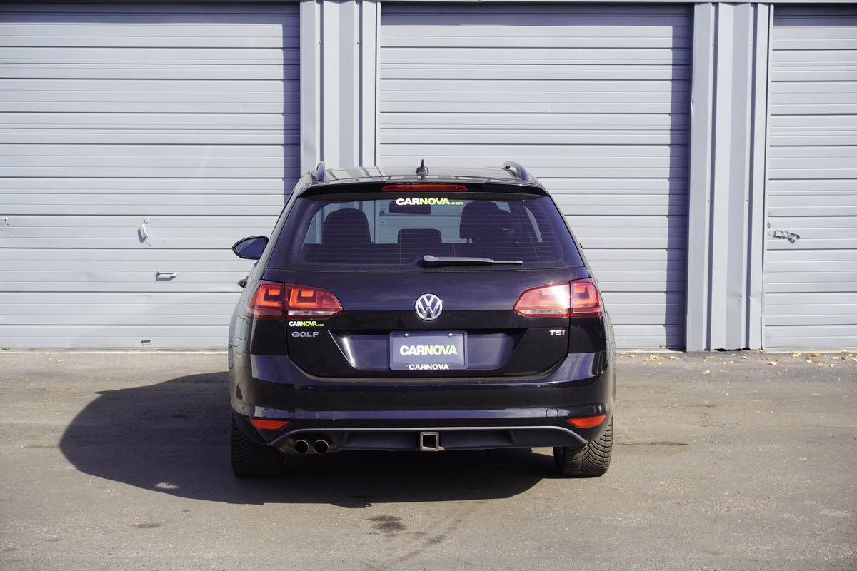 Used 2016 Volkswagen Golf Limited Edition FWD image 4