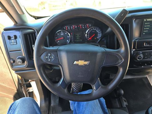 Used 2017 Chevrolet Silverado 2500 W/T image 19
