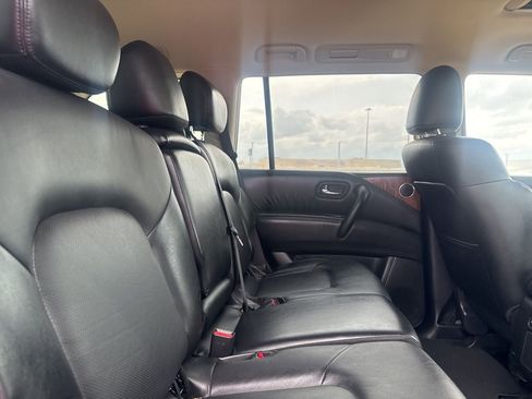 Certified 2024 Nissan Armada SL image 32